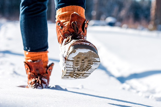 tips-to-deal-with-arthritis-foot-pain-in-the-winter-featured-img